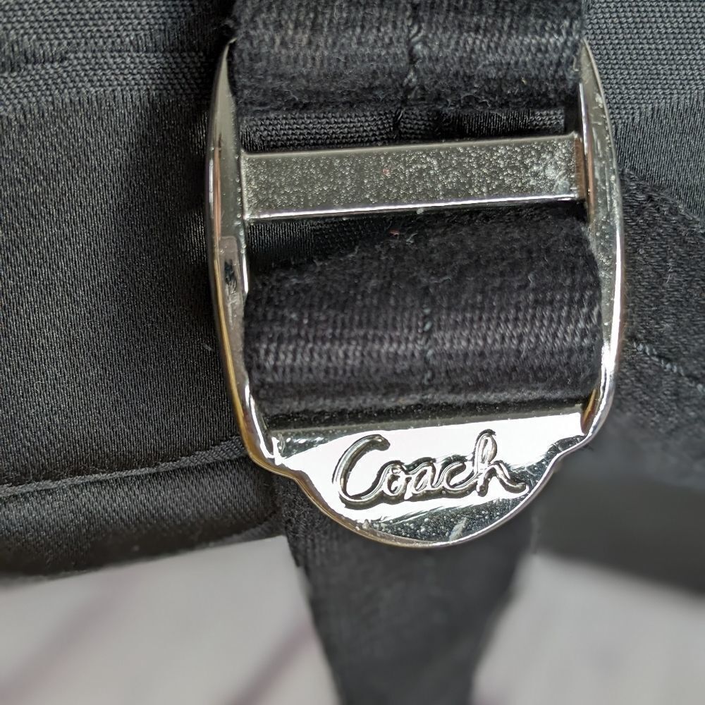 Coach Signature Daisy Poppy Backpack - Picture 3 of 13